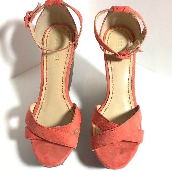 Coral platforms - Picture 2 of 5